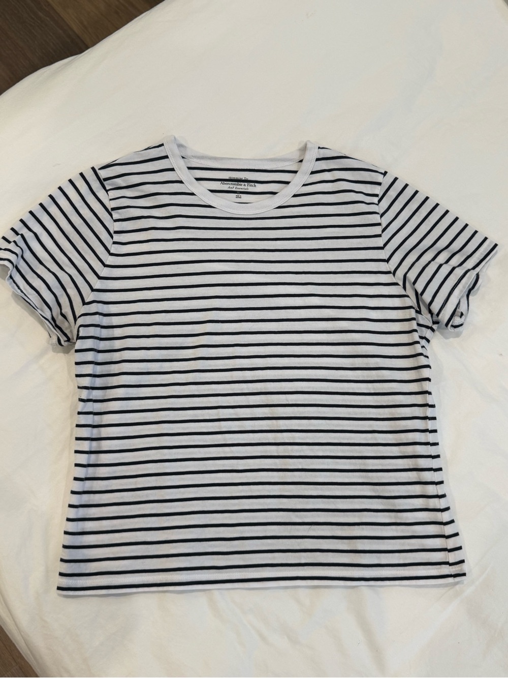 Abercrombie & Fitch White and Black Striped Short-Sleeve Tee